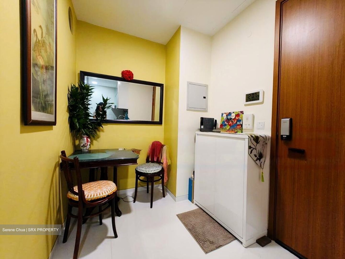 RV Suites (D10), Apartment #451627651